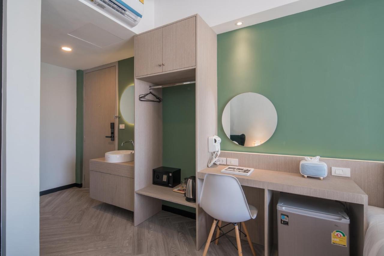 Yanud Residence Phuket Exterior foto